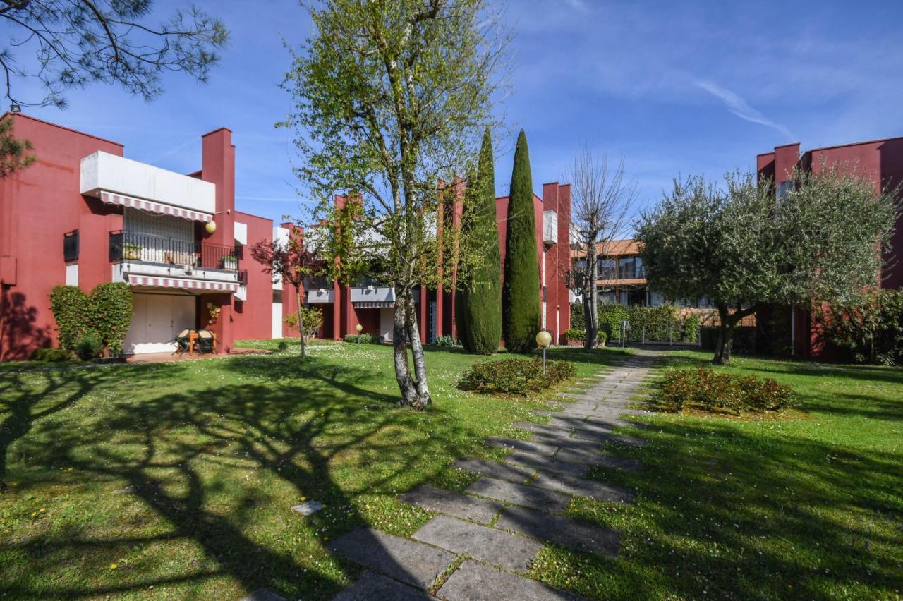 Holiday Sirmione Apartments Eksteriør billede