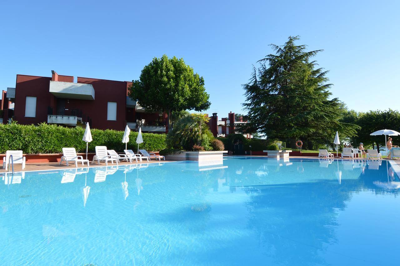 Holiday Sirmione Apartments Eksteriør billede