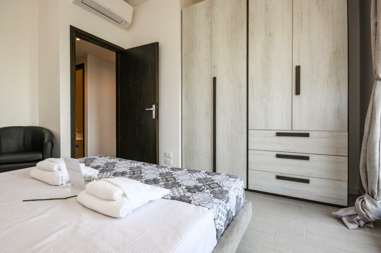 Holiday Sirmione Apartments Eksteriør billede